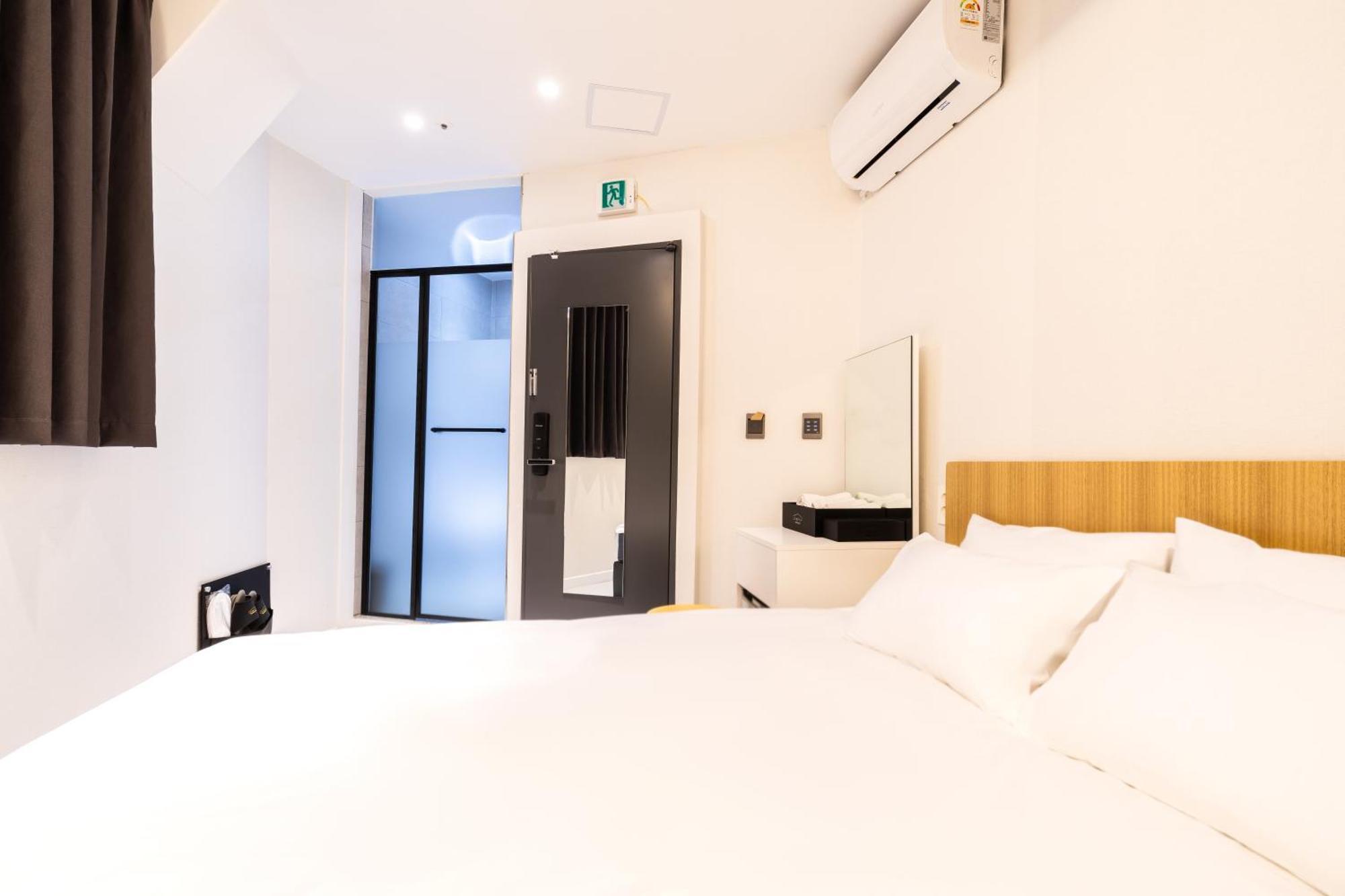 U Stay Myeongdong Seoul Exterior foto